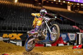 Soigner un syndrome de loge chronique des membres supérieurs par chirurgie spécialisée à Aix-en-Provence - pilote Saad Soulimani